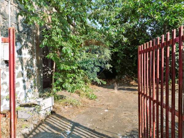 Foto Casa indipendente in vendita a Aci Catena