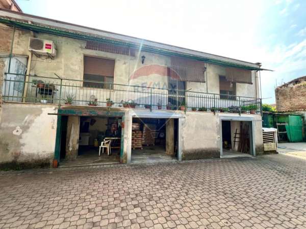 Foto Casa indipendente in vendita a Acquanegra Cremonese