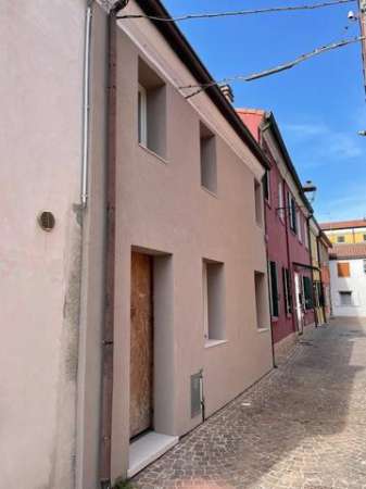 Foto Casa indipendente in vendita a Adria
