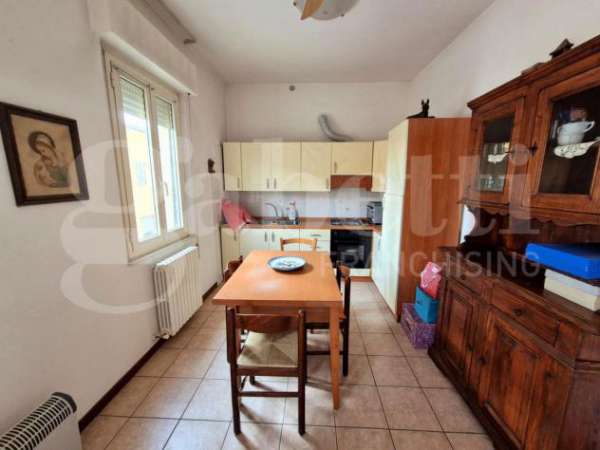Foto Casa indipendente in vendita a Assisi - 6 locali 295mq