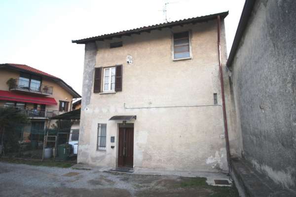 Foto Casa indipendente in vendita a Bregnano