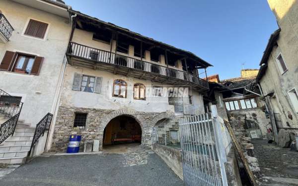 Foto Casa indipendente in vendita a Brosso