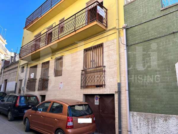 Foto Casa indipendente in vendita a Canosa Di Puglia
