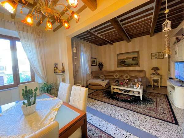 Foto Casa indipendente in vendita a Capannoli