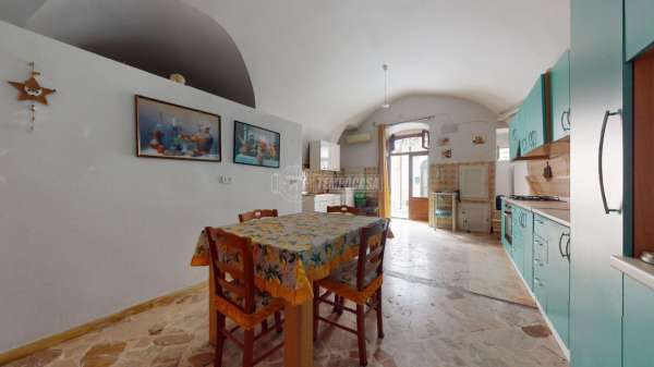Foto Casa indipendente in vendita a Casamassima