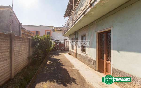 Foto Casa indipendente in vendita a Castellanza