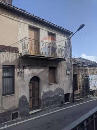 Foto Casa indipendente in vendita a Cesaro'