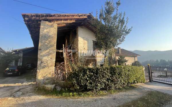 Foto Casa indipendente in vendita a Cisano Bergamasco