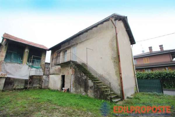 Foto Casa indipendente in Vendita a Cogliate