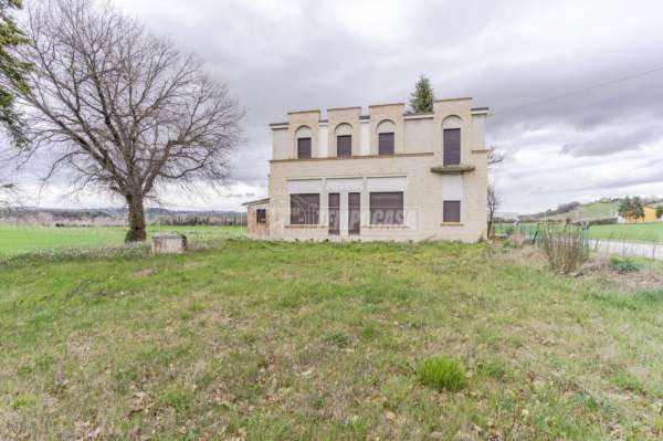 Foto Casa indipendente in vendita a Corridonia