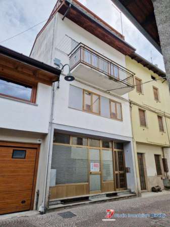 Foto Casa indipendente in vendita a Corteno Golgi
