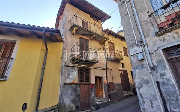 Foto Casa indipendente in vendita a Cuorgne'