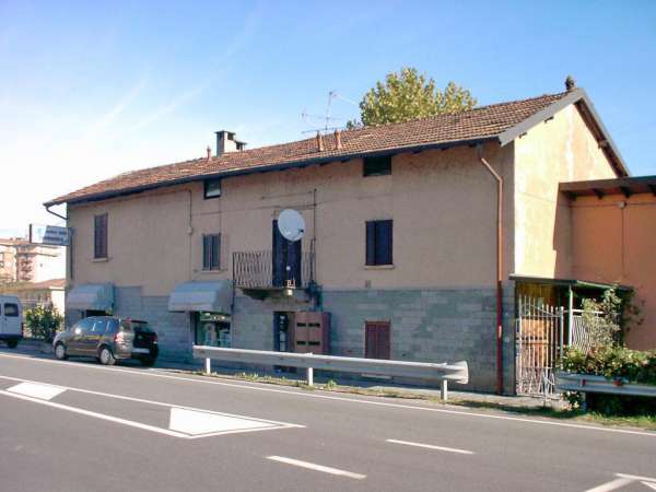 Foto Casa indipendente in vendita a Dormelletto