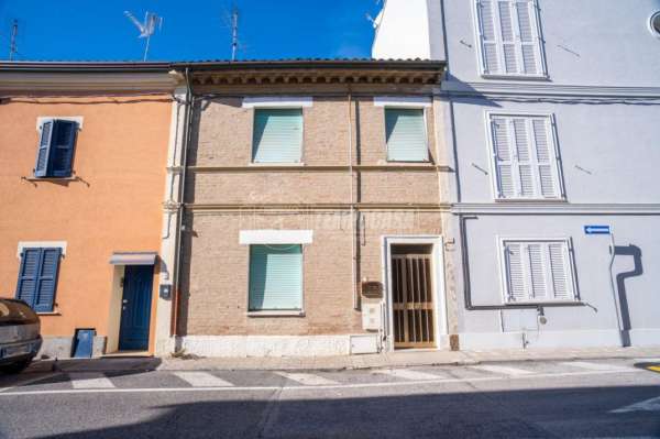 Foto Casa indipendente in vendita a Fano