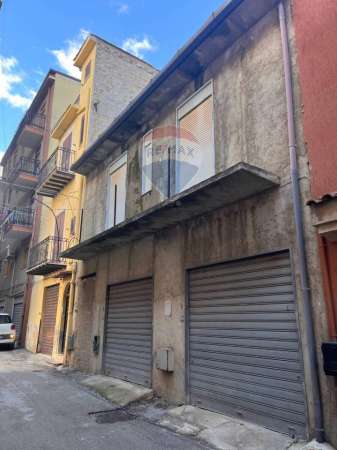 Foto Casa indipendente in vendita a Favara