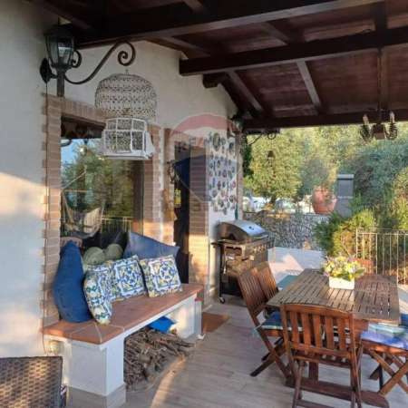 Foto Casa indipendente in vendita a Formia - 5 locali 170mq