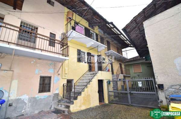 Foto Casa indipendente in vendita a Front