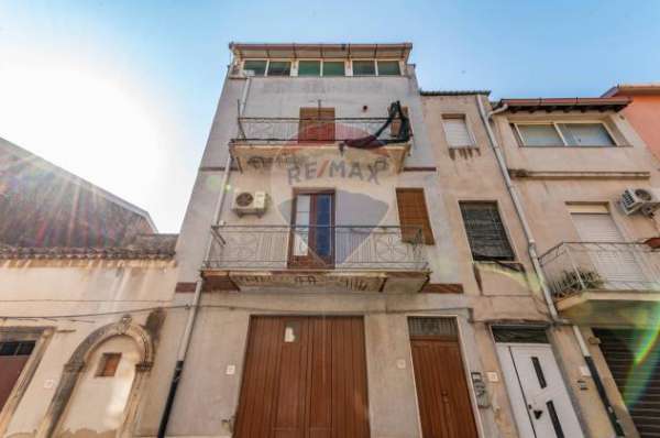 Foto Casa Indipendente in vendita a Grammichele