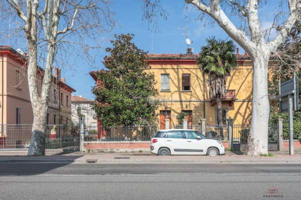 Foto Casa indipendente in vendita a Imola