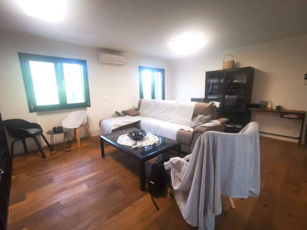 Foto Casa indipendente in vendita a Imperia