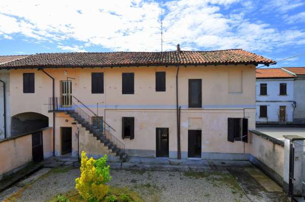 Foto Casa indipendente in vendita a Inveruno