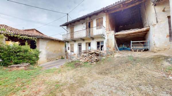 Foto Casa indipendente in vendita a La Morra