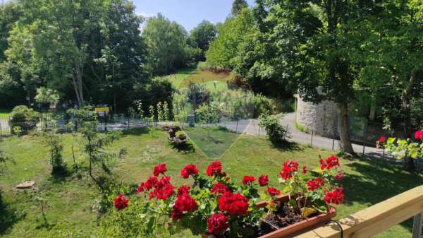 Foto Casa indipendente in vendita a Laveno Mombello