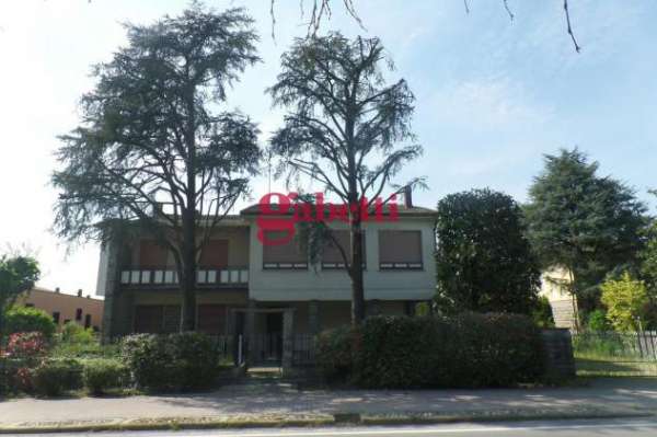 Foto Casa indipendente in vendita a Malalbergo - 6 locali 230mq