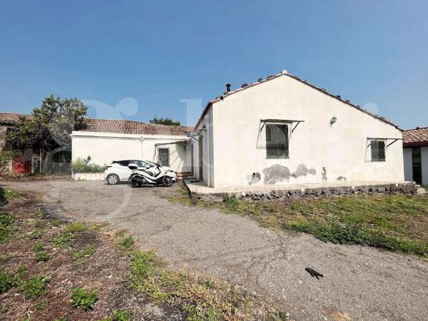 Foto Casa indipendente in vendita a Mascali