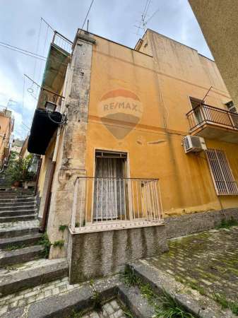 Foto Casa indipendente in vendita a Melilli
