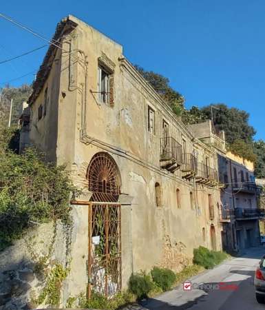 Foto Casa indipendente in vendita a Messina