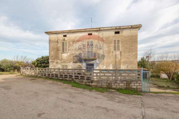 Foto Casa indipendente in vendita a Miglianico