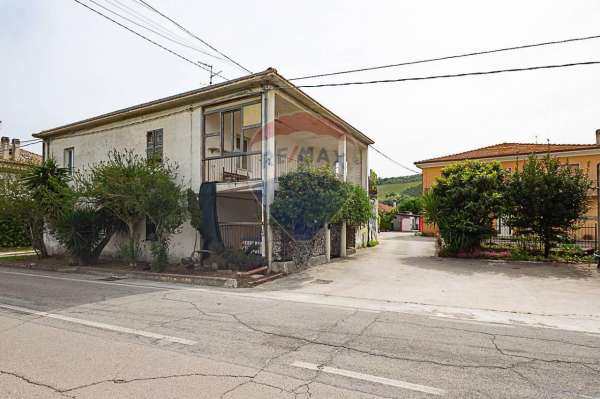 Foto Casa indipendente in vendita a Miglianico
