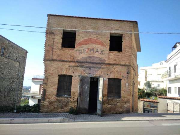 Foto Casa indipendente in vendita a Minturno