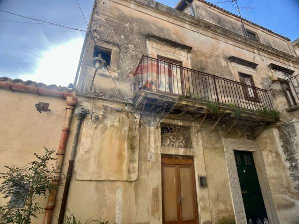 Foto Casa indipendente in vendita a Modica