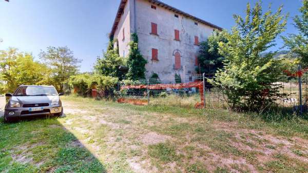 Foto Casa indipendente in vendita a Monzuno