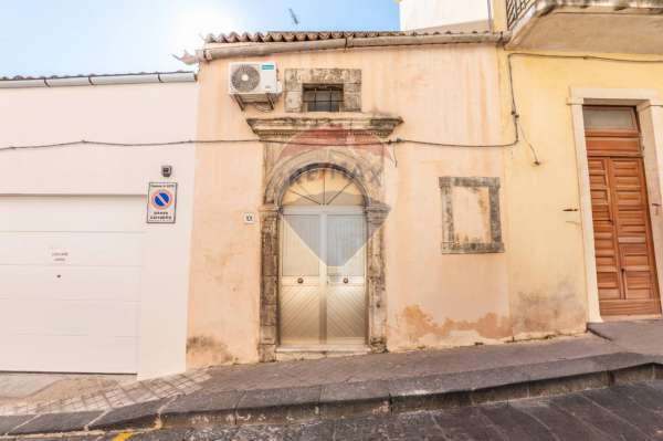 Foto Casa indipendente in vendita a Noto