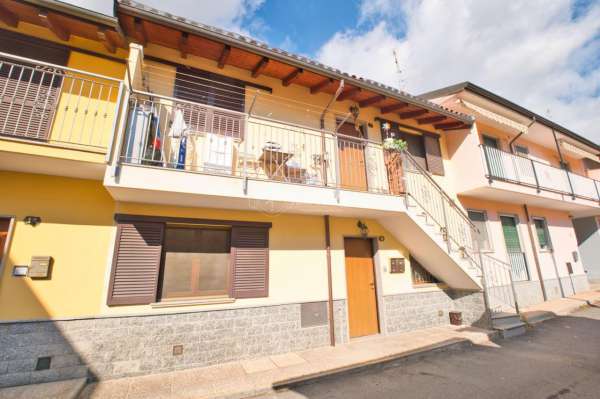 Foto Casa indipendente in vendita a Novara