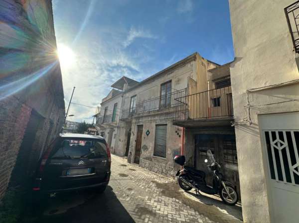 Foto Casa indipendente in vendita a Pace Del Mela