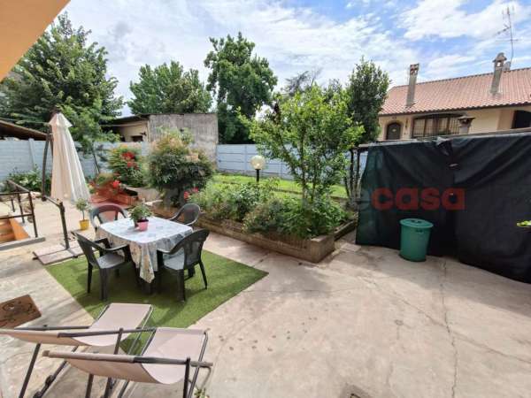 Foto Casa indipendente in vendita a Parabiago