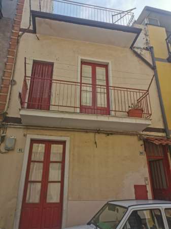 Foto Casa indipendente in vendita a Paterno'