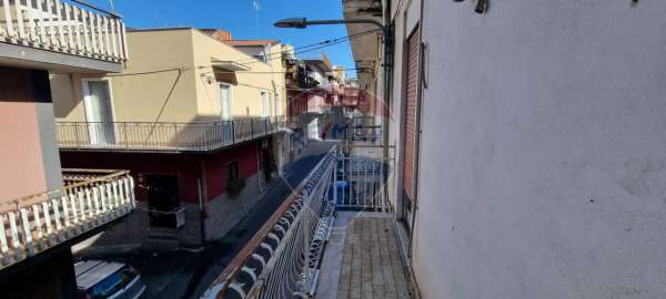 Foto Casa indipendente in vendita a Paterno'