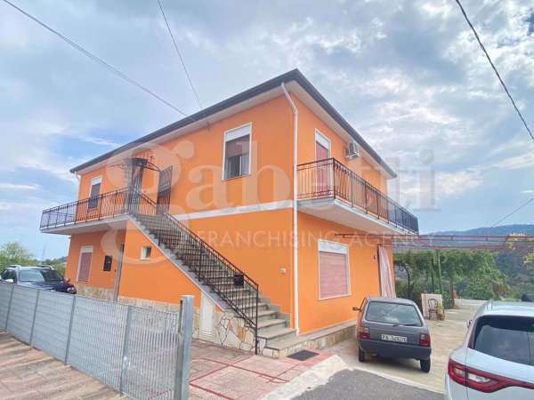 Foto Casa indipendente in vendita a Patti
