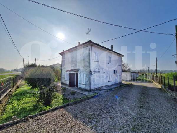 Foto Casa indipendente in vendita a Poggio Renatico