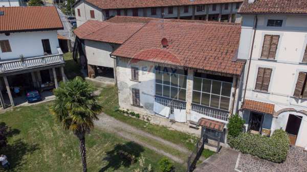 Foto Casa indipendente in vendita a Pognano