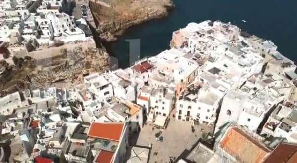 Foto Casa indipendente in vendita a Polignano A Mare