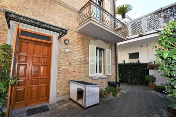 Foto Casa indipendente in vendita a Porto San Giorgio