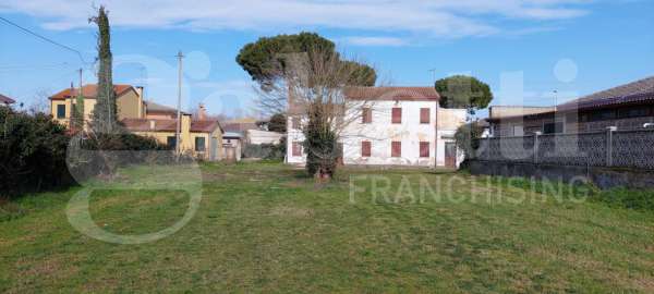 Foto Casa indipendente in vendita a Porto Viro