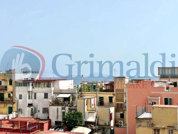 Foto Casa indipendente in vendita a Pozzuoli