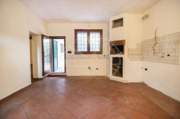 Foto Casa indipendente in vendita a Prato
